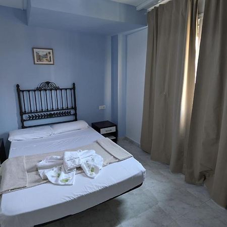 Hostal Europa Tarragona Dış mekan fotoğraf