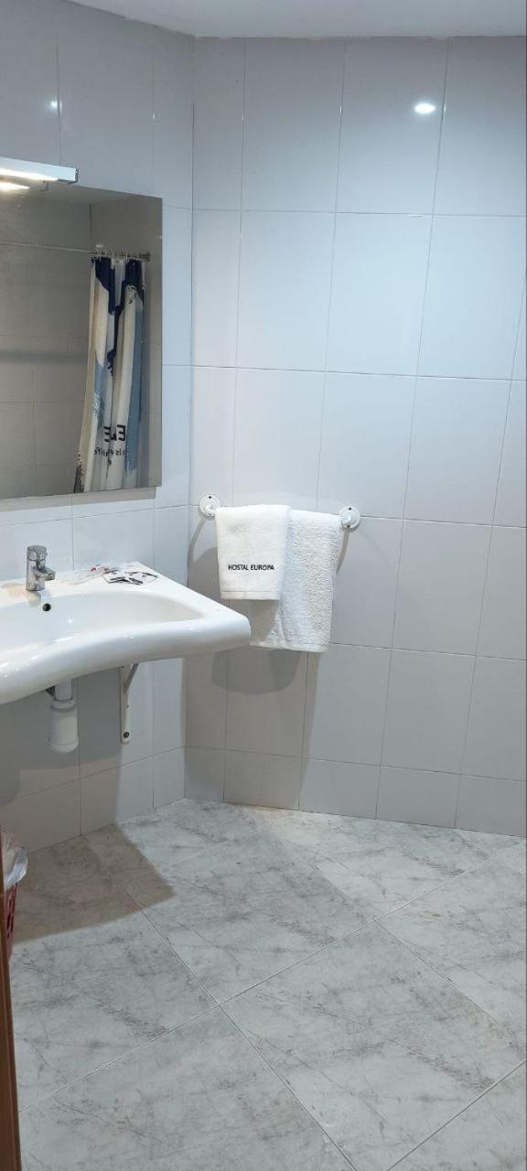 Hostal Europa Tarragona Dış mekan fotoğraf