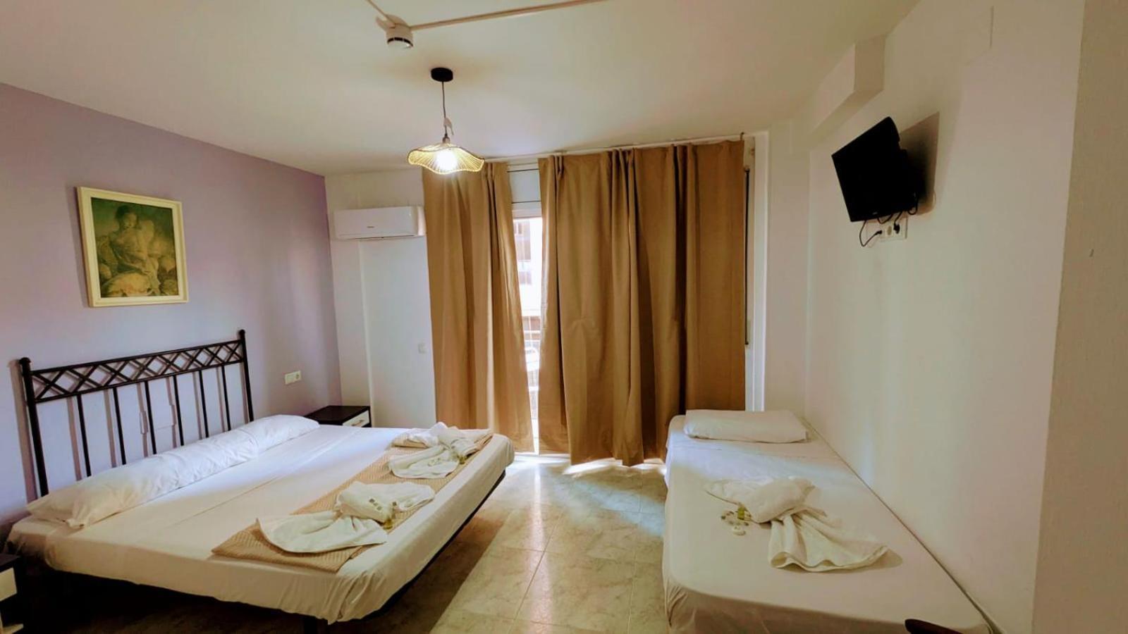 Hostal Europa Tarragona Dış mekan fotoğraf